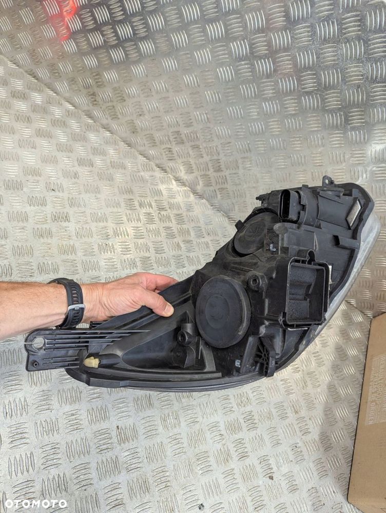 Ford Focus MK3 lift 2014-2018 lampa przód przednia lewa F1EB-13W030-AE - 10