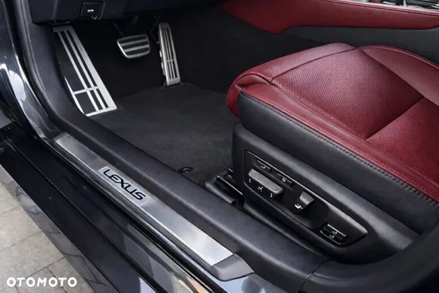 Lexus GS 200t / 300 F Sport - 25