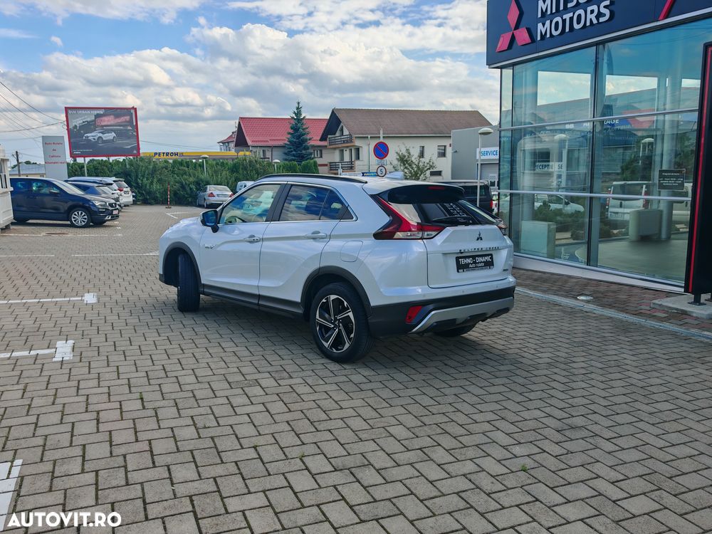 Mitsubishi Eclipse-Cross Plug-In Hybrid 4WD Select - 8