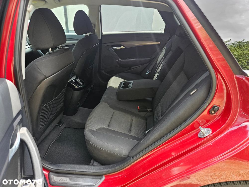 Hyundai i40 i40cw 1.6 Fifa World Cup Edition - 8