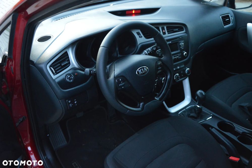 Kia Ceed 1.4 CVVT - 18