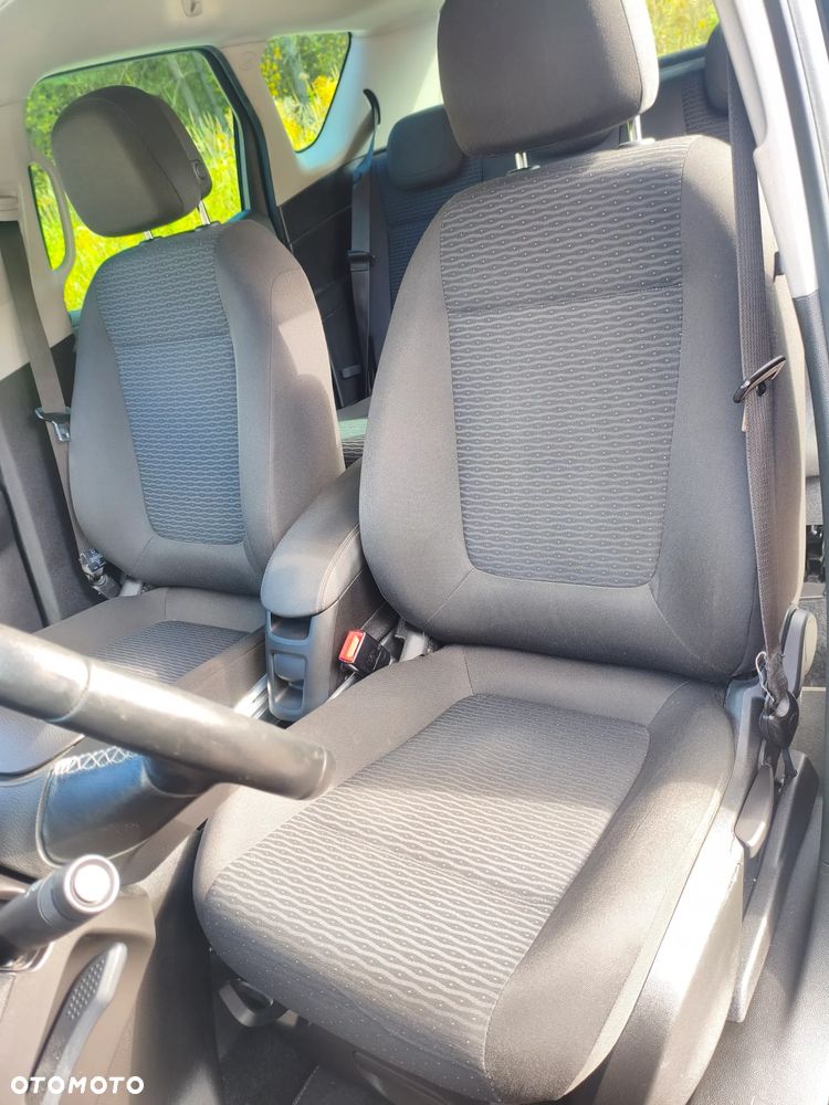 Opel Meriva - 19