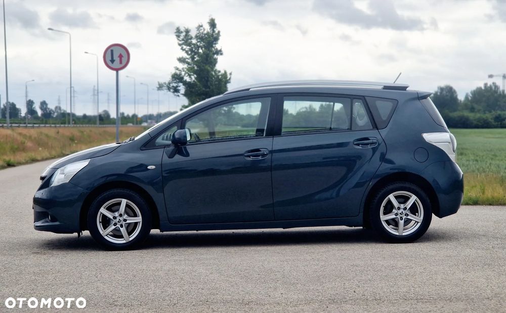 Toyota Verso 1.8 7-Sitzer Comfort - 11
