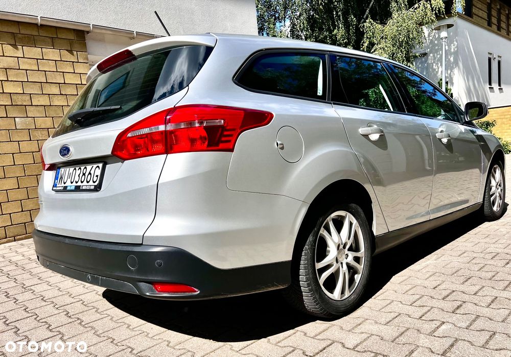 Ford Focus 1.6 Titanium - 5
