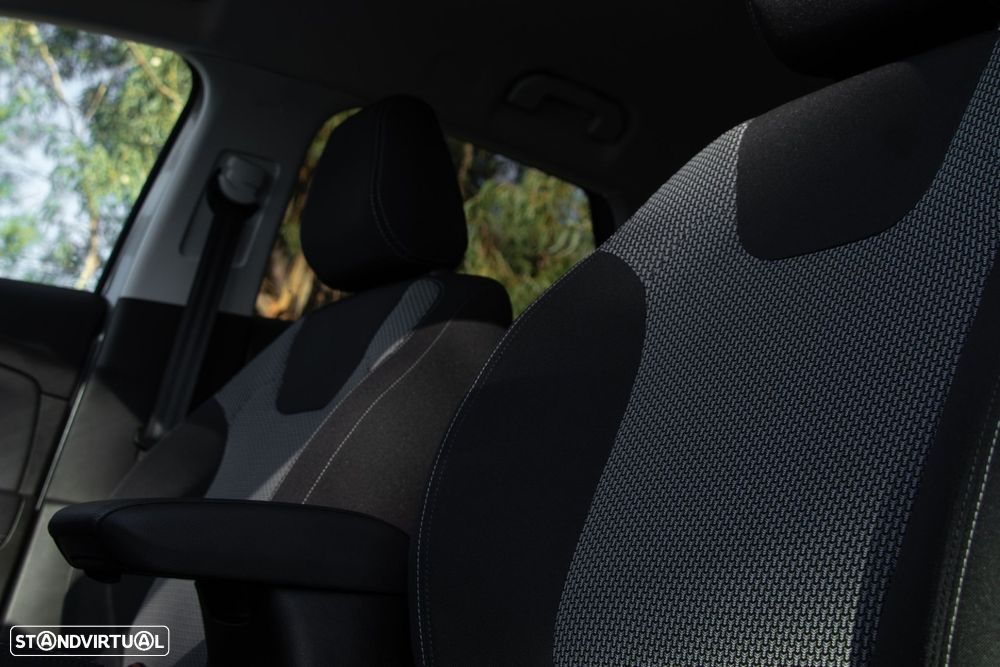 Opel Grandland 1.2 T GS Line - 27