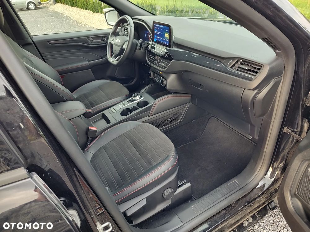 Ford Kuga 2.5P PHEV FWD ST-Line - 16