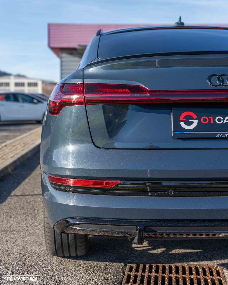 Audi e-tron 55 quattro S line - 10