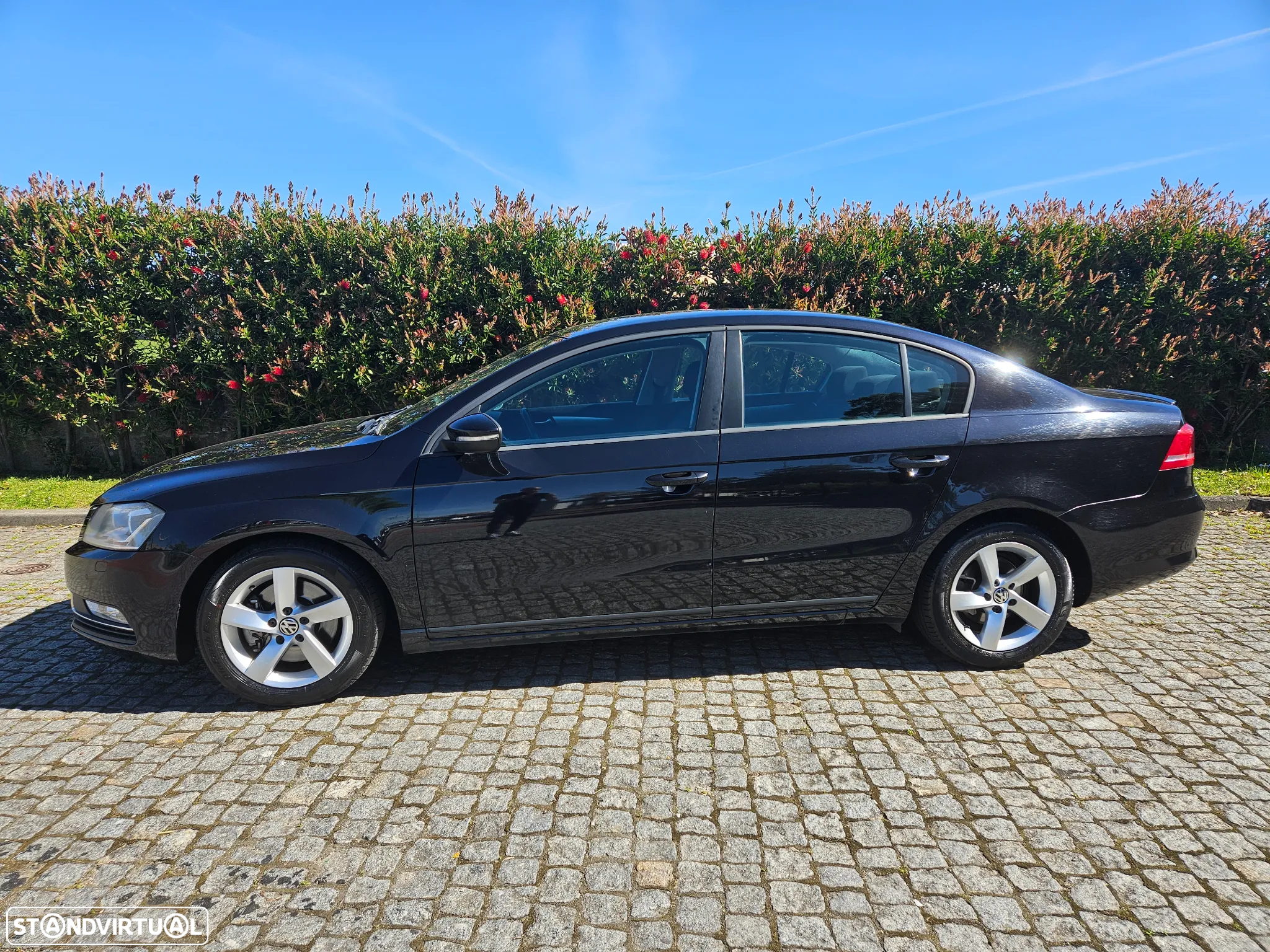 VW Passat 1.6 TDI BlueMotion Comfortline - 4