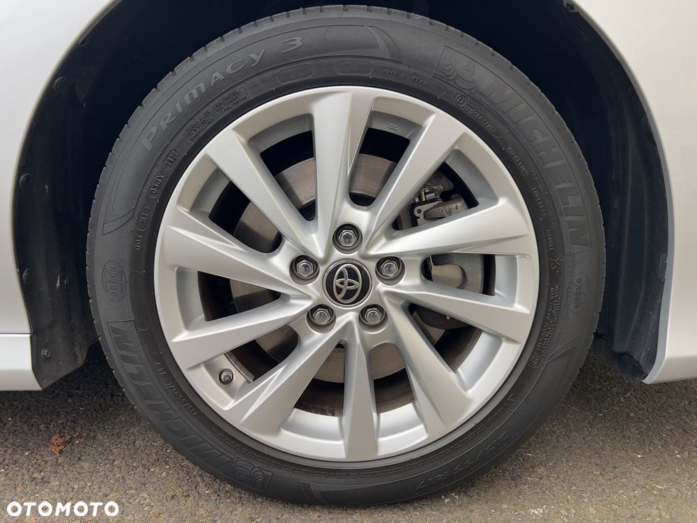 Toyota Camry 2.5 Hybrid Comfort CVT - 10