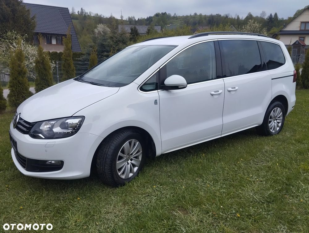 Volkswagen Sharan 2.0 TDI DSG (BlueMotion Technology) Trendline - 3