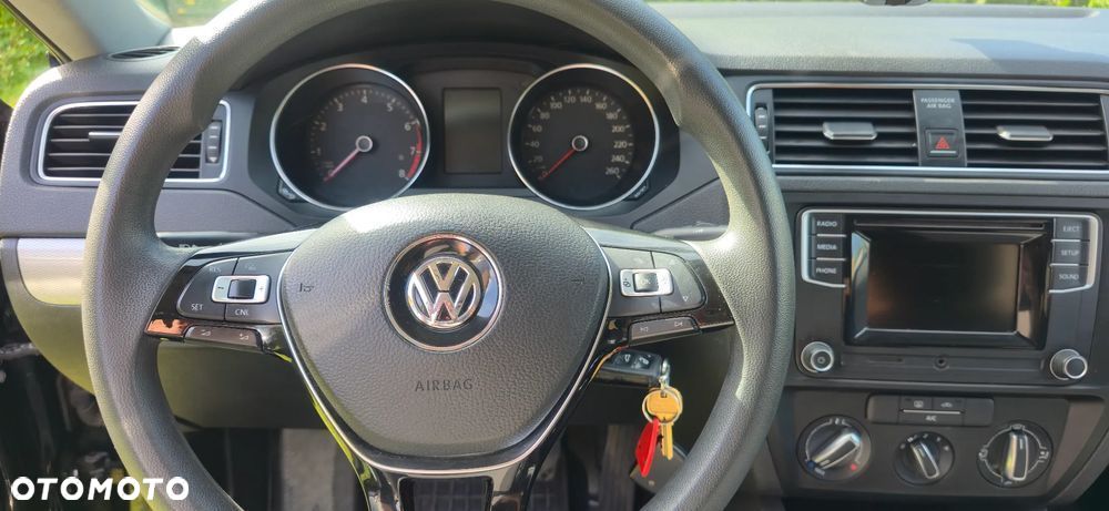 Volkswagen Jetta - 19