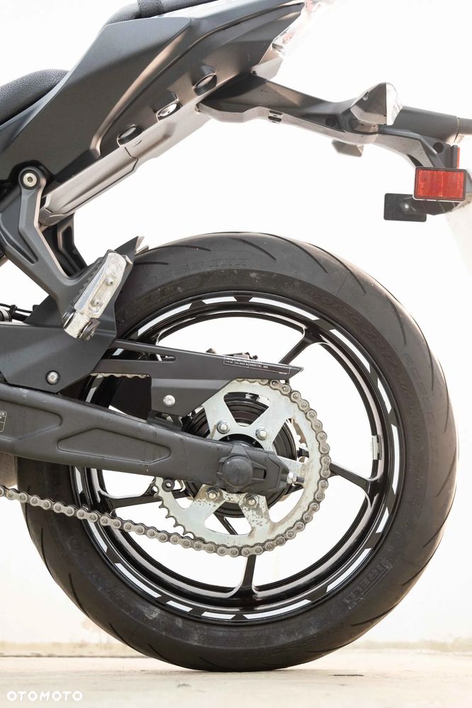 Kawasaki Z 650 - 35
