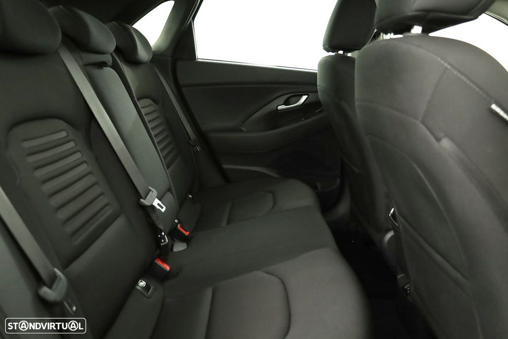 Hyundai i30 1.0 T-GDI Style Plus DCT - 22