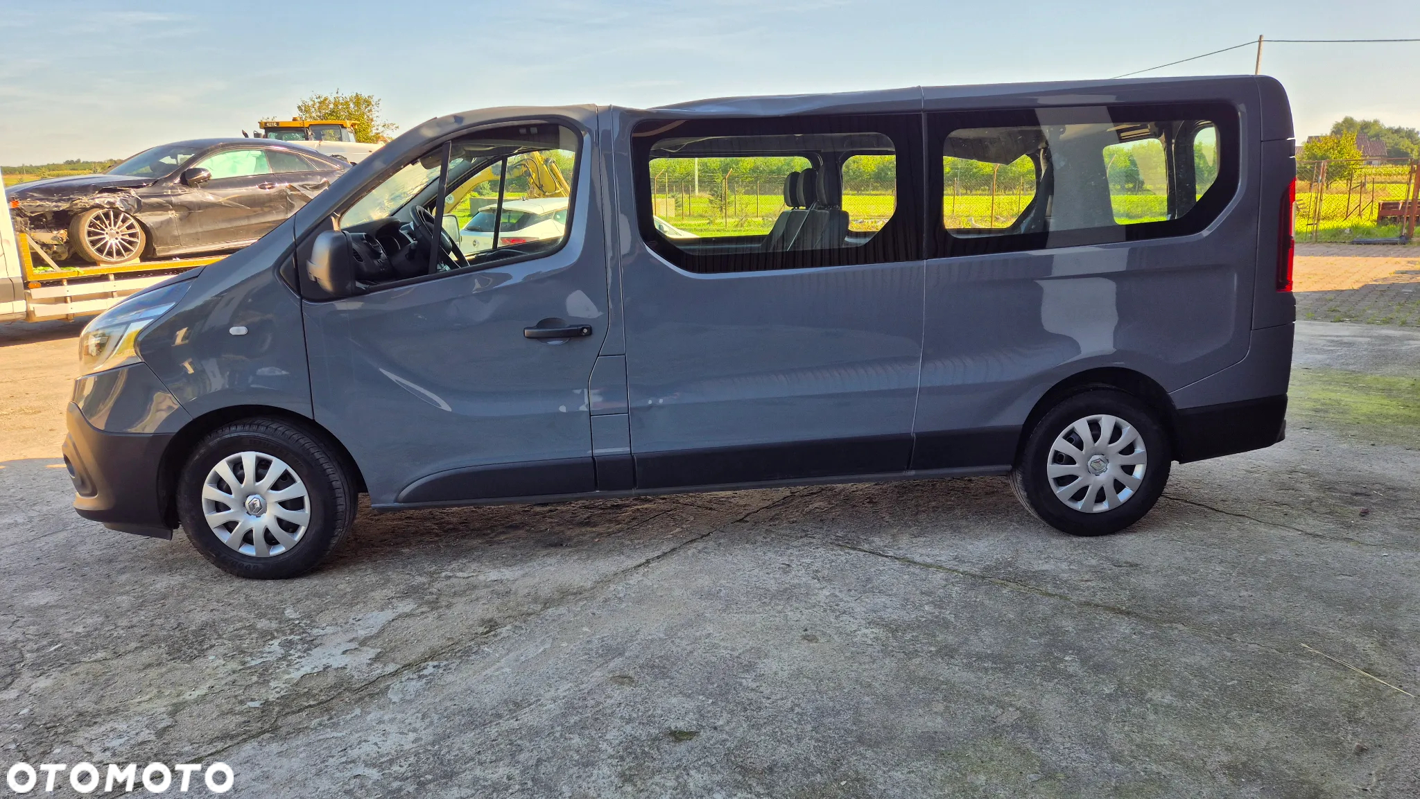 Renault Trafic Grand SpaceClass 2.0 dCi EDC - 16