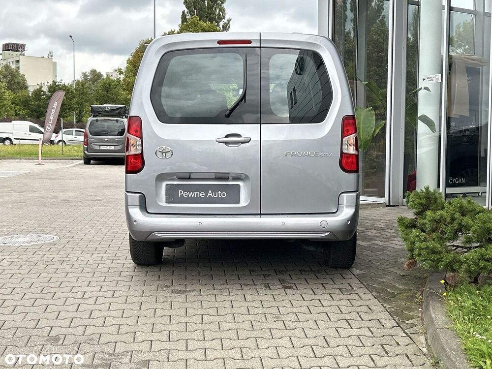 Toyota Proace City Verso Long 1.5 D-4D Business - 4