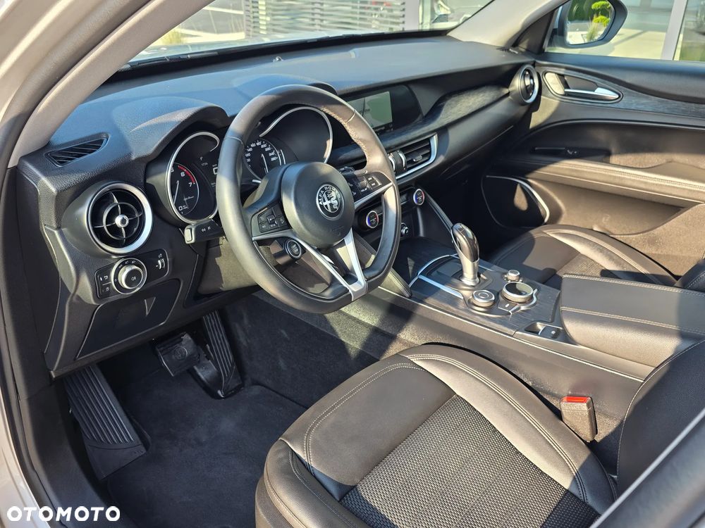 Alfa Romeo Stelvio 2.0 Turbo Super Q4 - 35