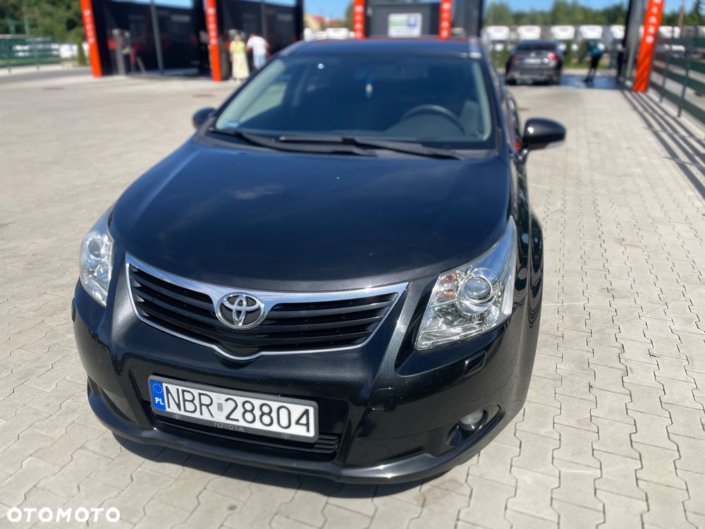 Toyota Avensis 1.8 Comfort - 2
