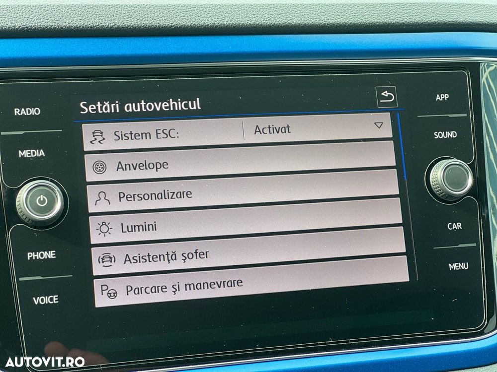 Volkswagen T-Roc 1.5 TSI DSG Style - 24