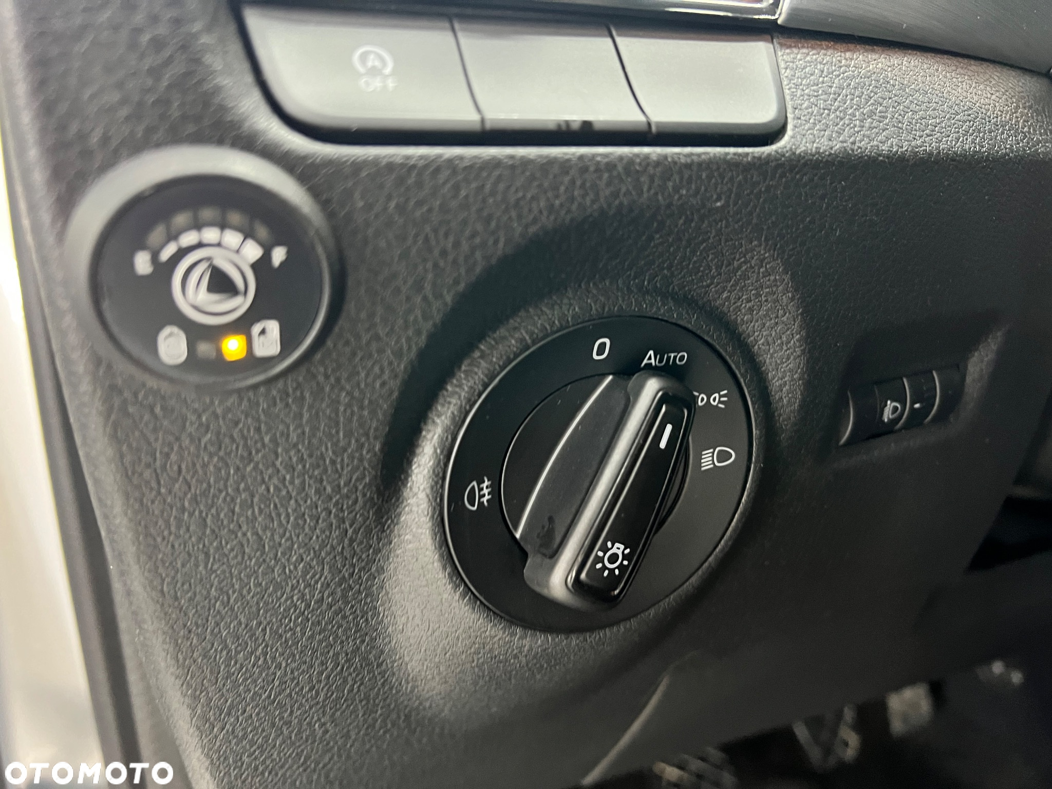 Skoda Fabia 1.0 Ambition - 23