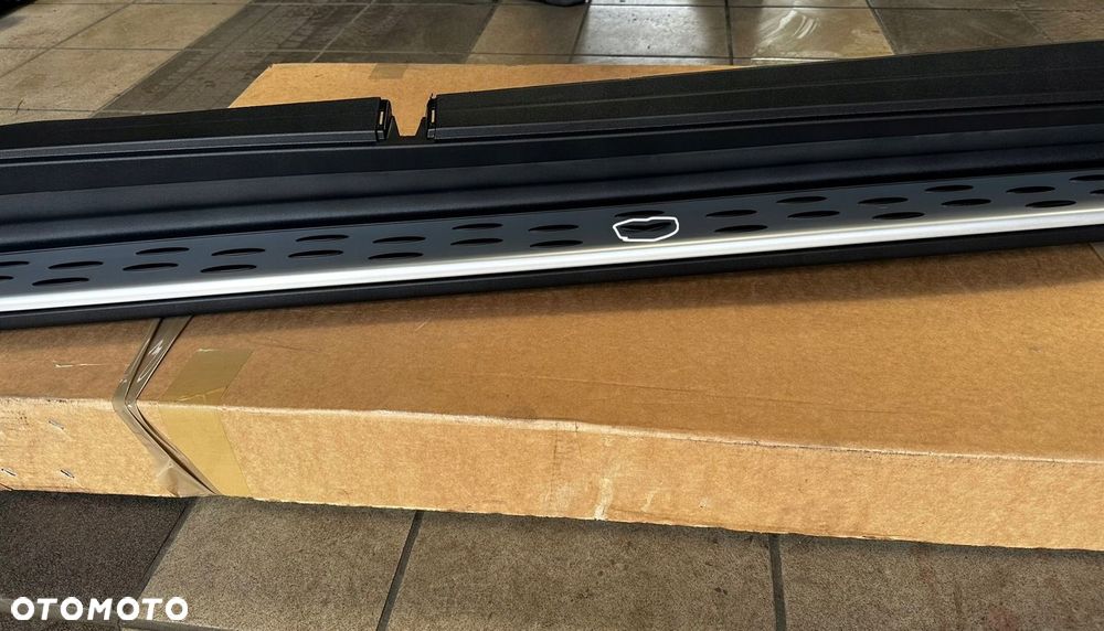 MERCEDES LISTWA PROGOWA LEWA NAKŁADKA STOPIEŃ LEWY LED GLS X166 166 - 4