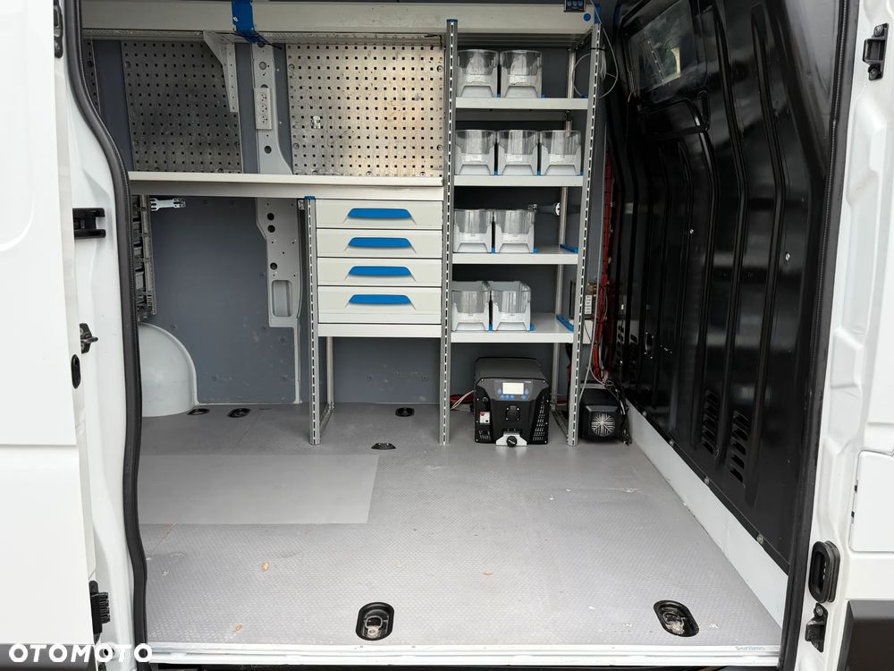 Renault Master L2H2 Warsztat SORTIMO - 23