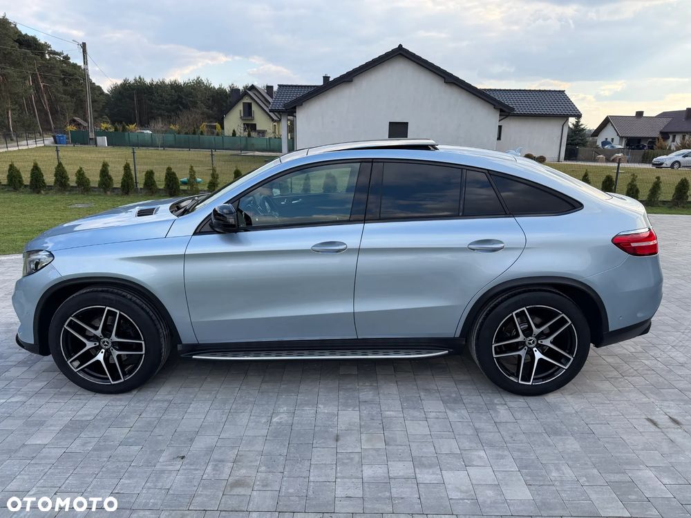 Mercedes-Benz GLE - 18