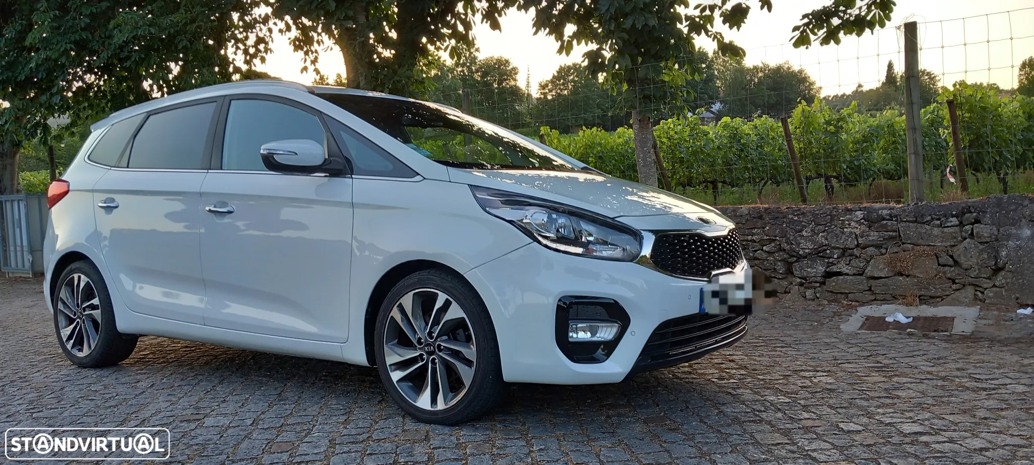 Kia Carens 1.7 CRDi ISG TX - 3