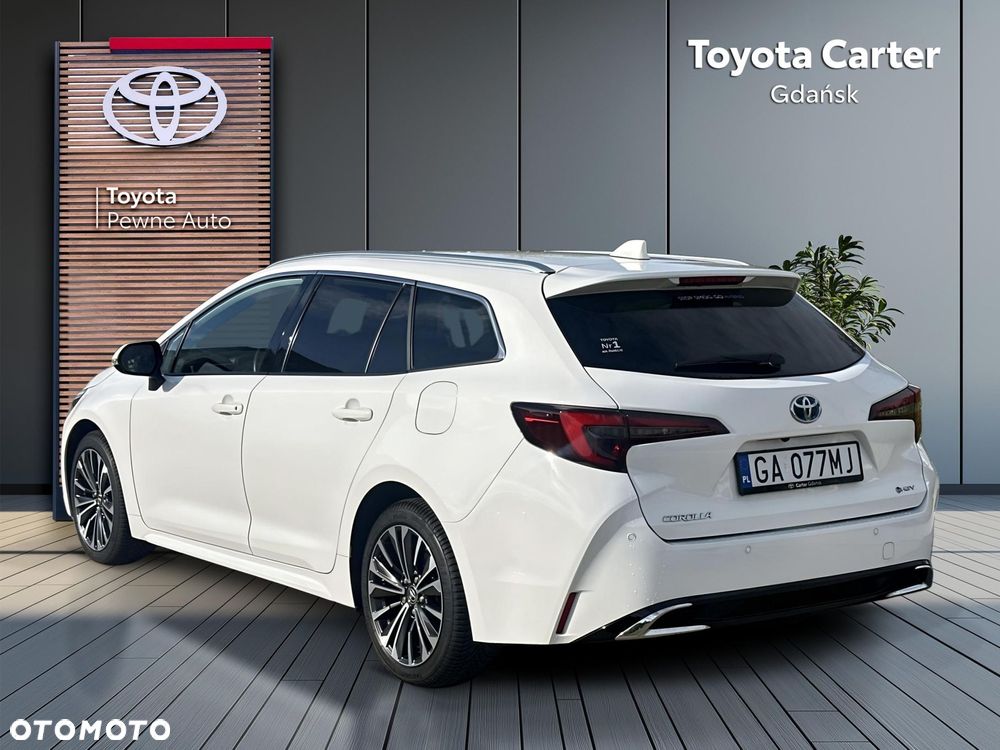 Toyota Corolla - 4