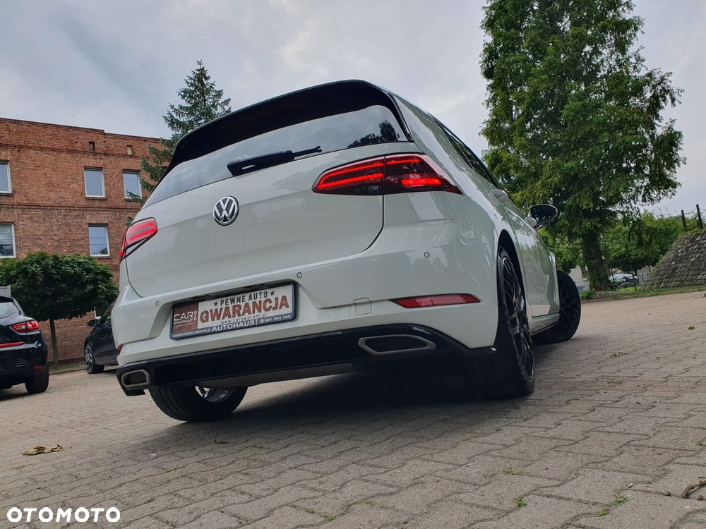 Volkswagen Golf 1.5 TSI OPF R-Line - 22