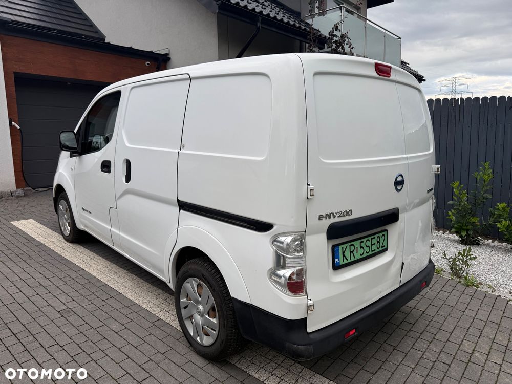 Nissan E-NV200 - 4