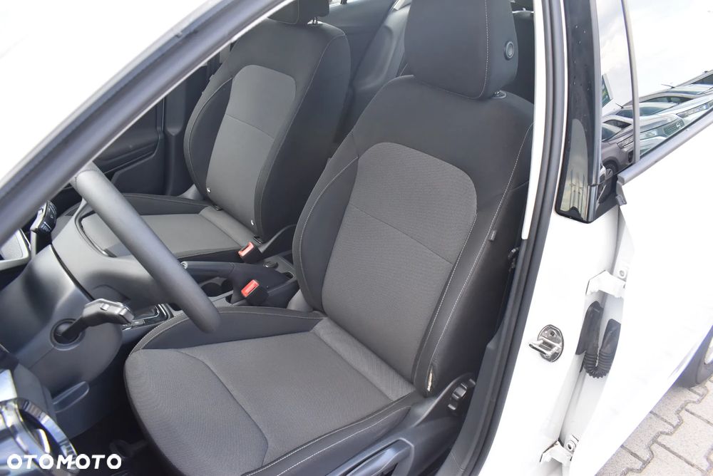 Skoda Fabia 1.0 Ambition - 11