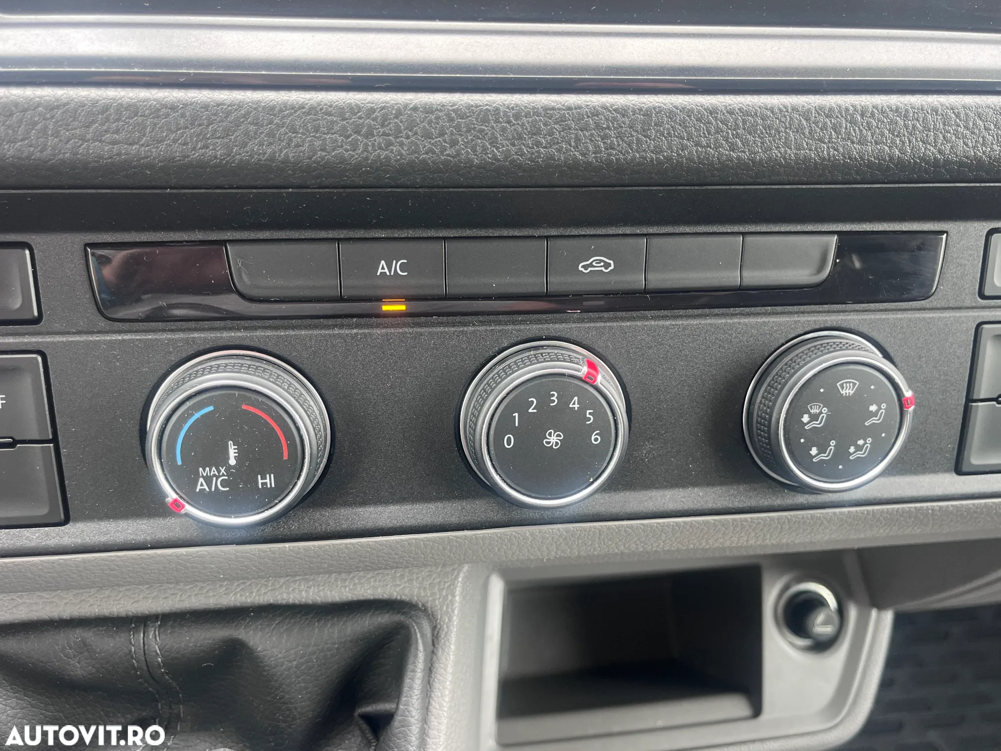 Volkswagen CRAFTER - 14