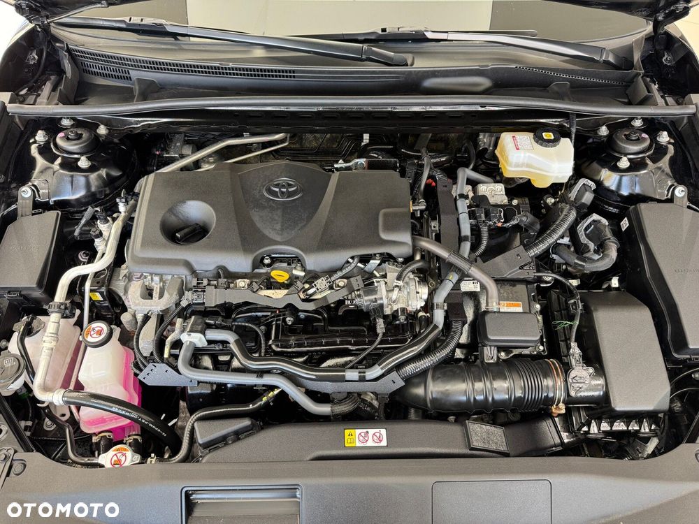 Toyota Camry 2.5 Hybrid Executive CVT - 19