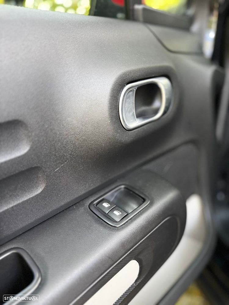 Citroën C3 1.2 PureTech Feel Pack - 23