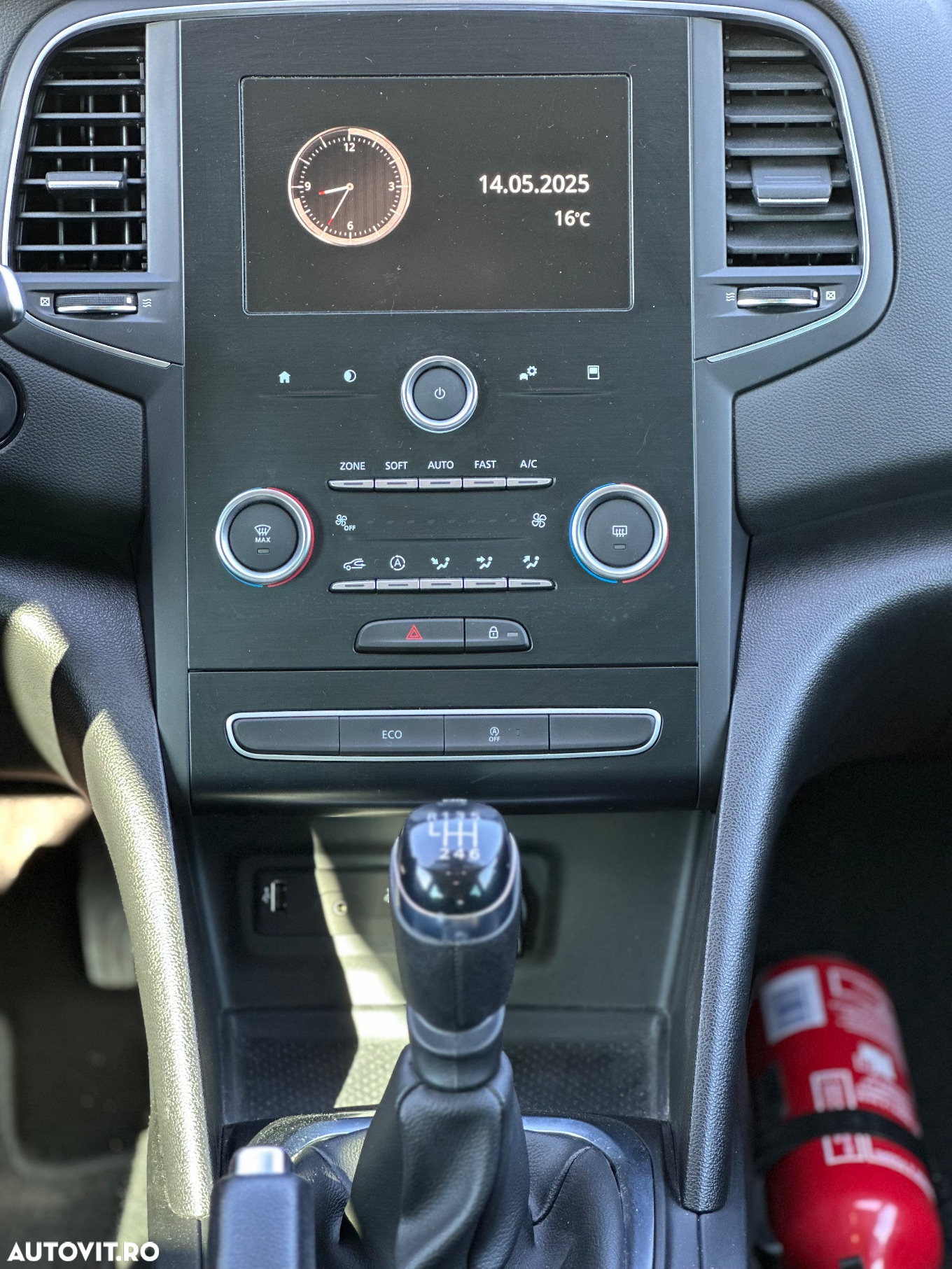 Renault Megane ENERGY TCe Business - 11