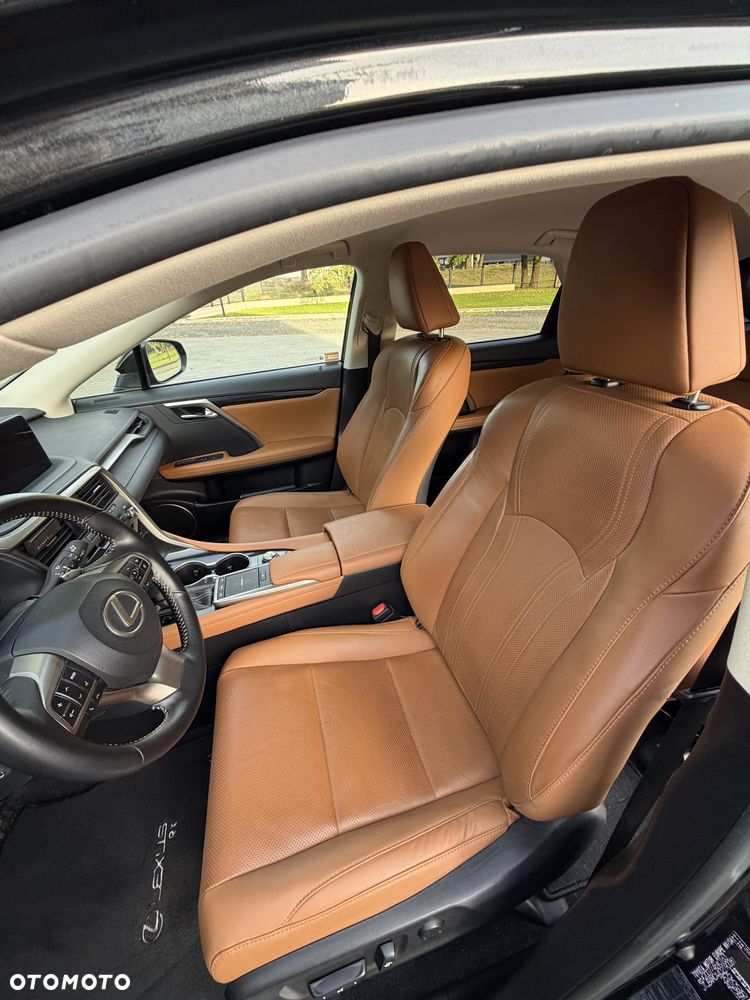 Lexus RX - 7