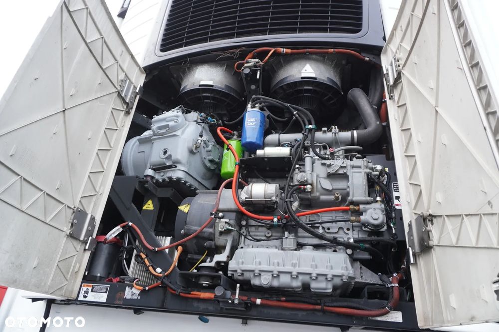 Lamberet / Carrier Vector 1950 MT (multitemperatura) / winda Dhollandia 2500 kg - 10