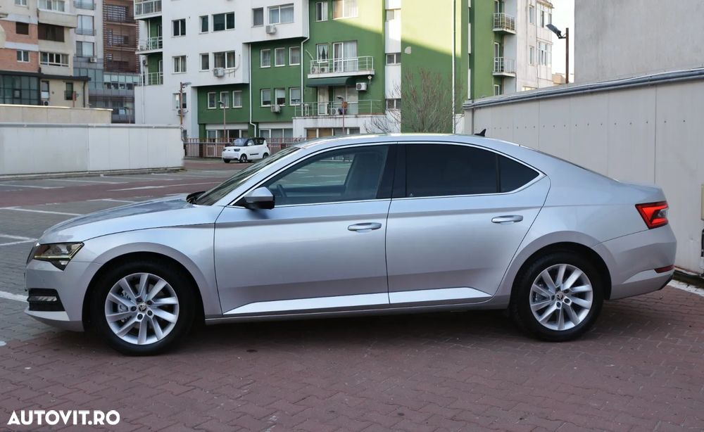 Skoda Superb 2.0 TDI DSG Ambition - 15