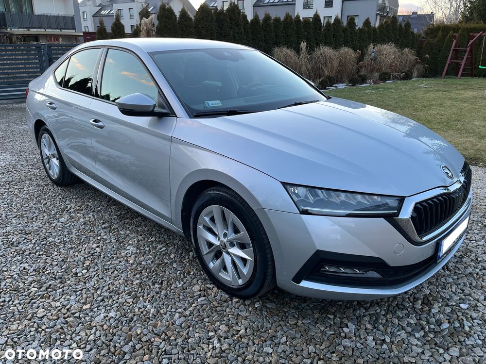 Skoda Octavia 1.5 TSI ACT Ambition - 4