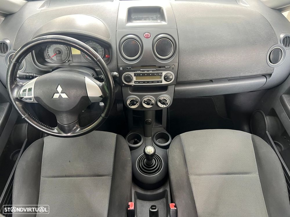 Mitsubishi Colt 1.1 Inform - 20