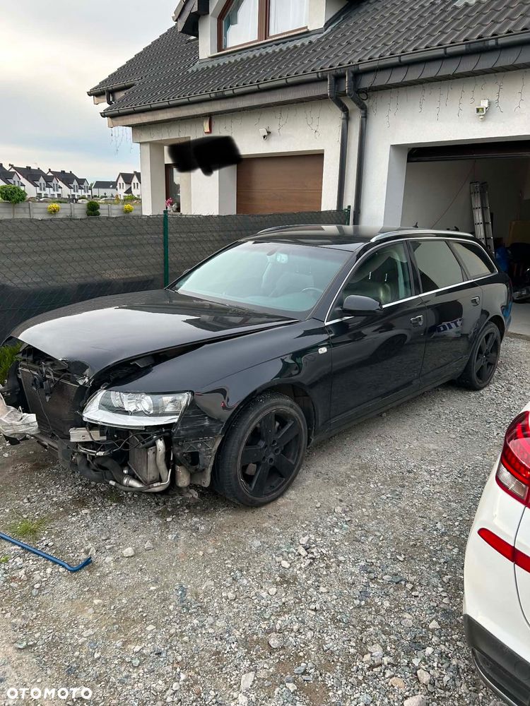 Audi A6 Avant - 1