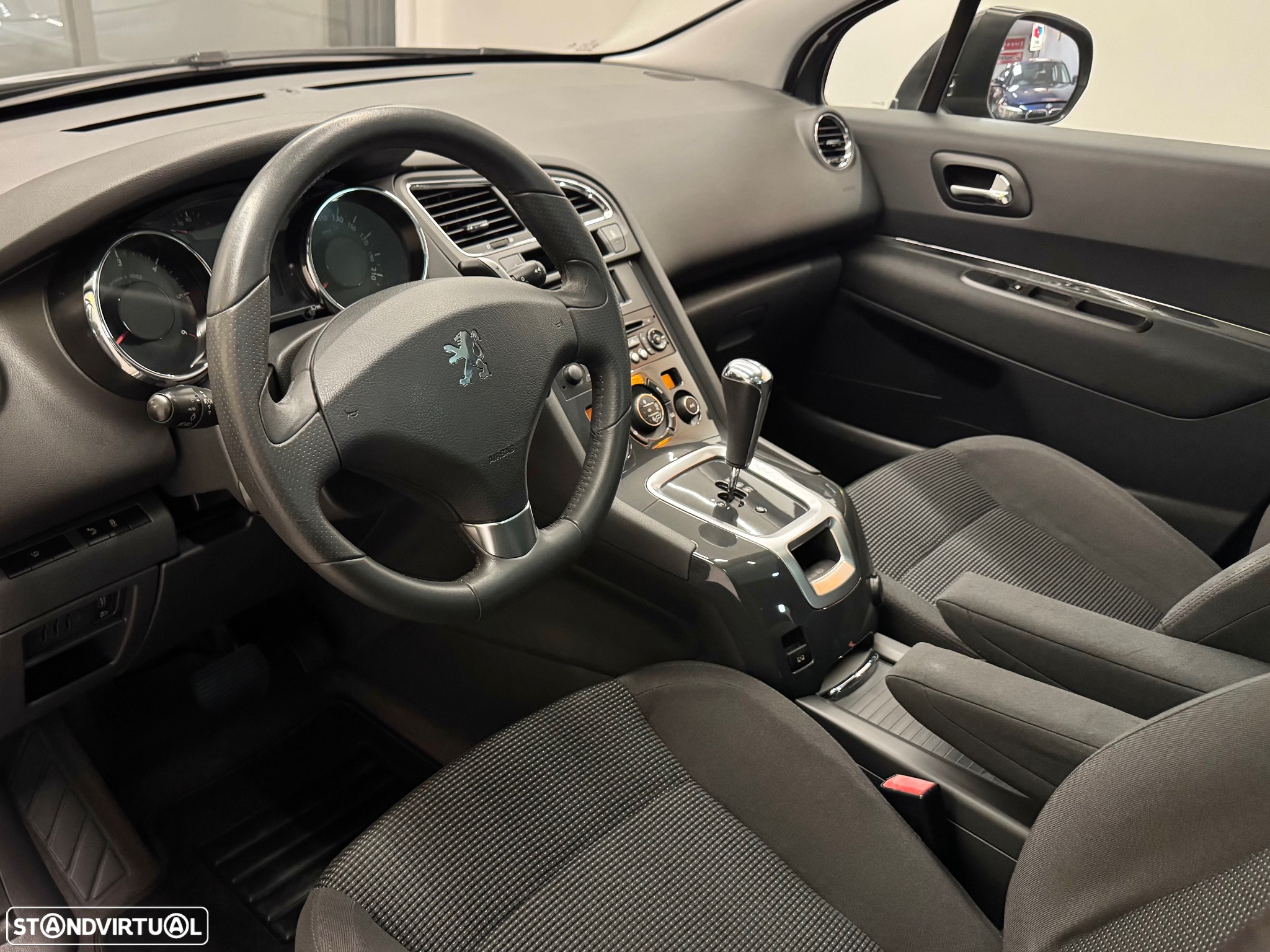 Peugeot 5008 1.6 E-HDi 7L Allure 2-Tronic - 7