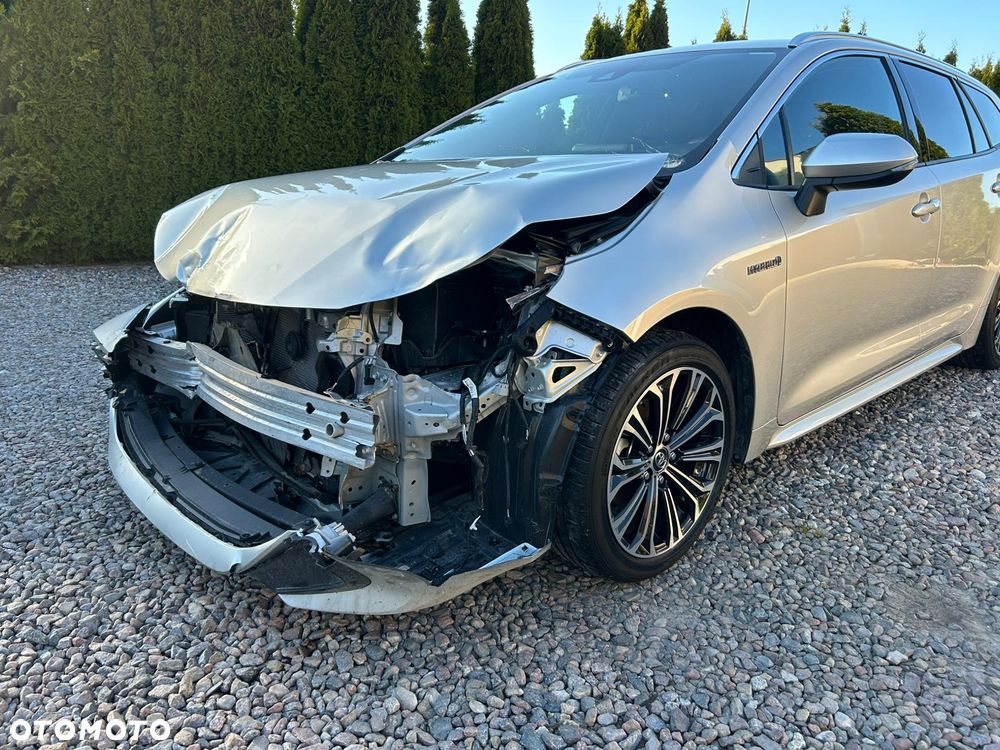 Toyota Corolla 1.8 Comfort - 31