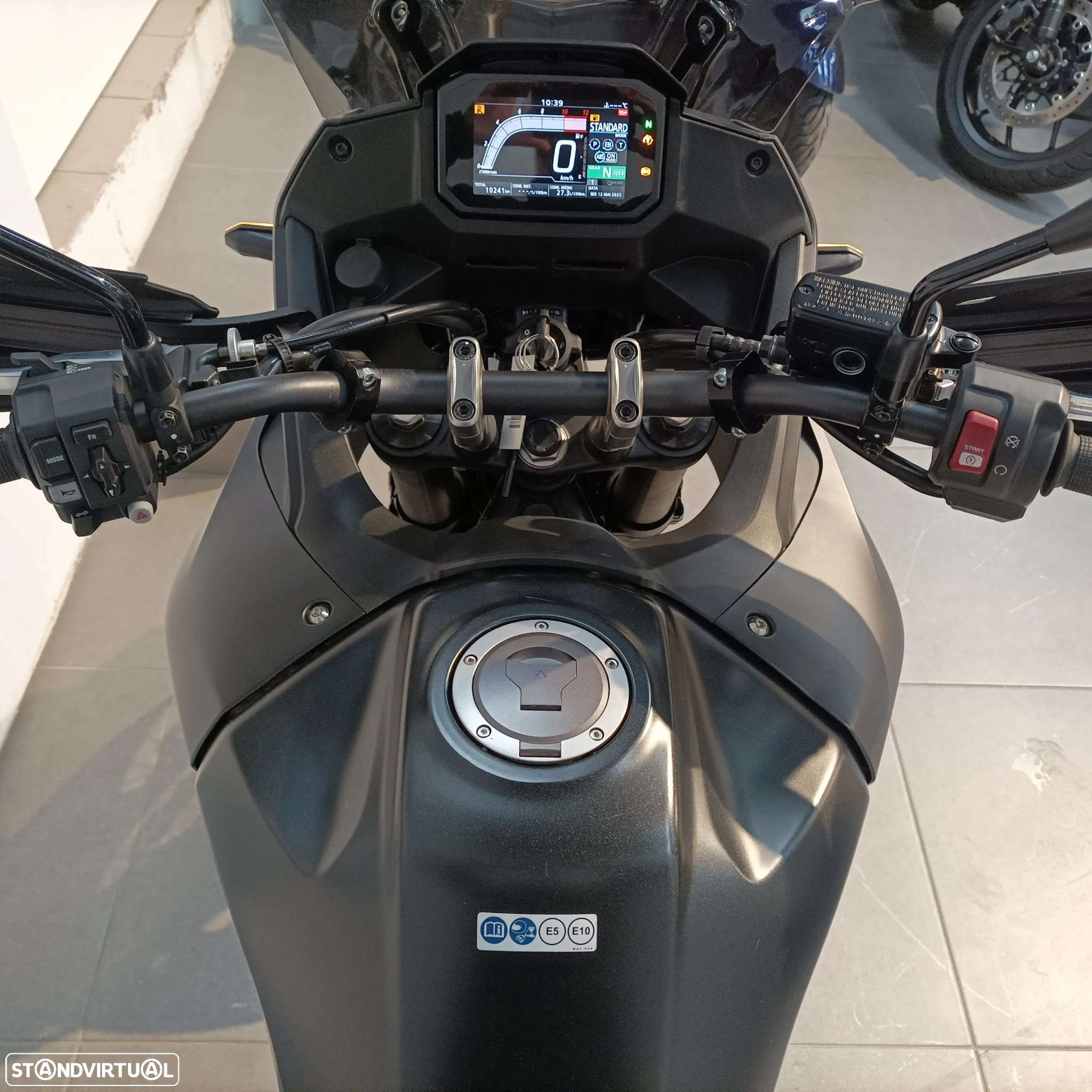 Honda Transalp 750 - 7