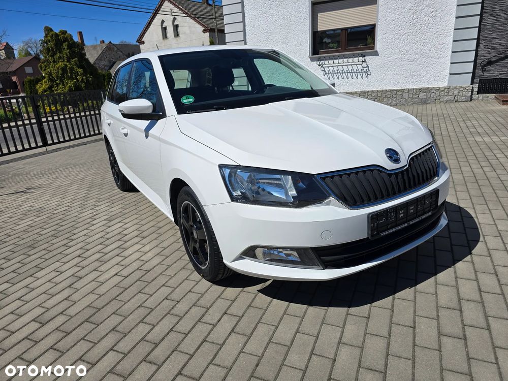 Skoda Fabia 1.0 TSI DSG Ambition - 1
