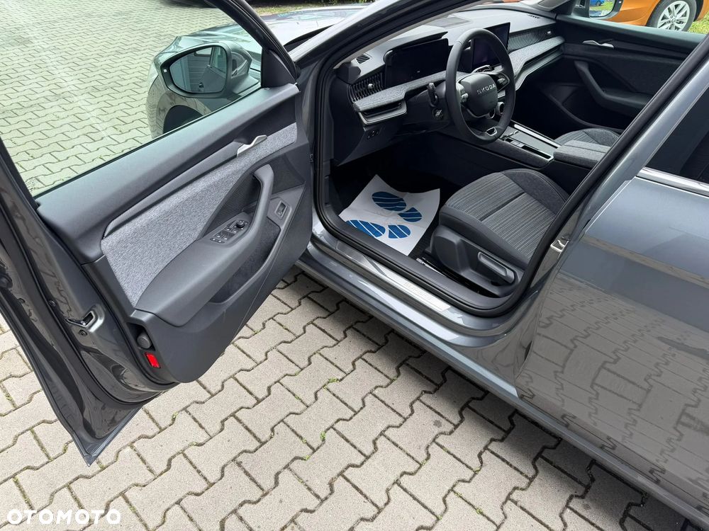 Skoda Superb 1.5 TSI mHEV Edition 130 DSG - 6