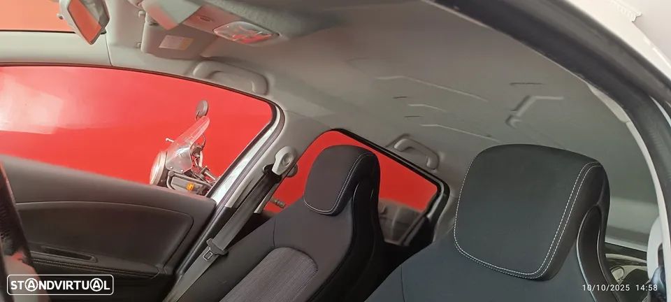 Renault Zoe (c/ Bateria) Limited 40 - 16