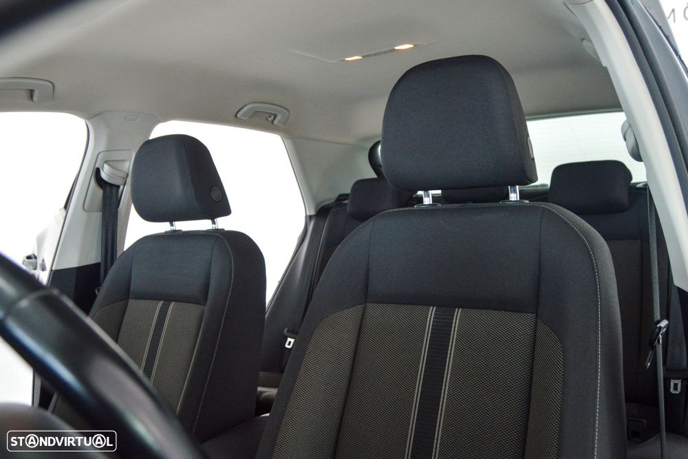 VW T-Roc 1.6 TDI Style - 48