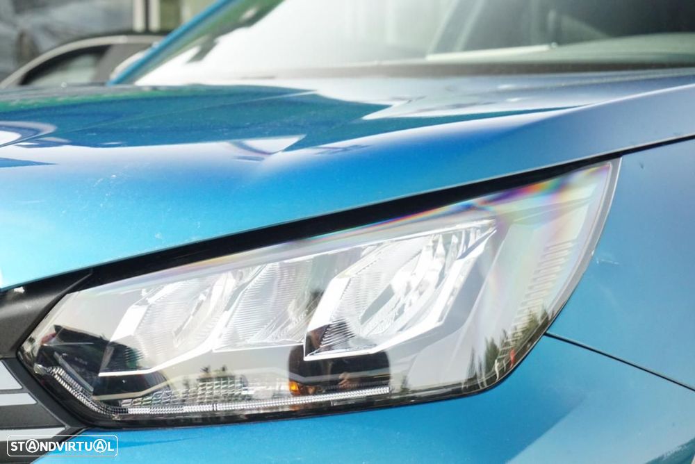 Peugeot e-2008 54 kWh Allure - 23