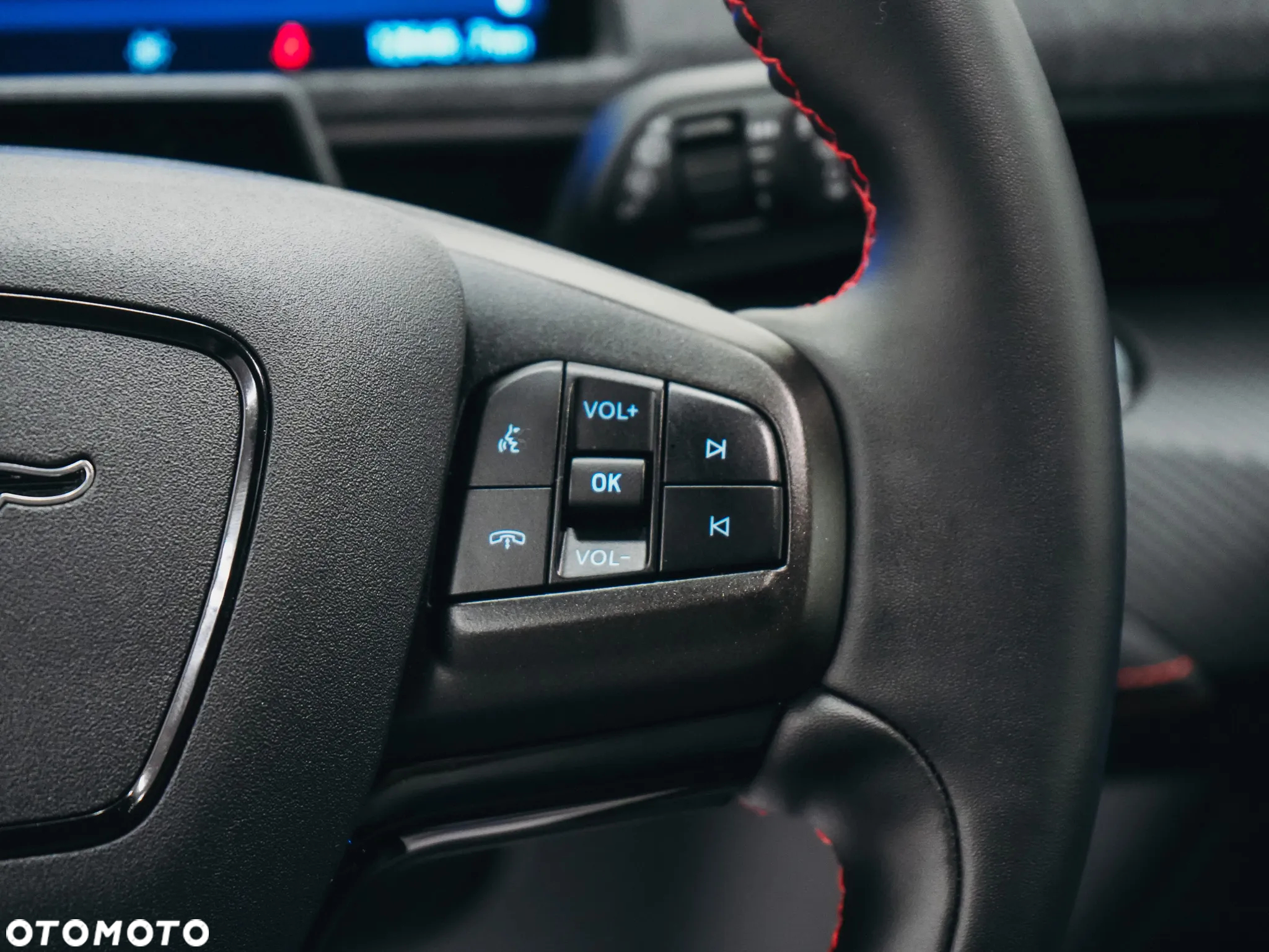 Ford Mustang Mach-E 73 kWh AWD Premium - 21